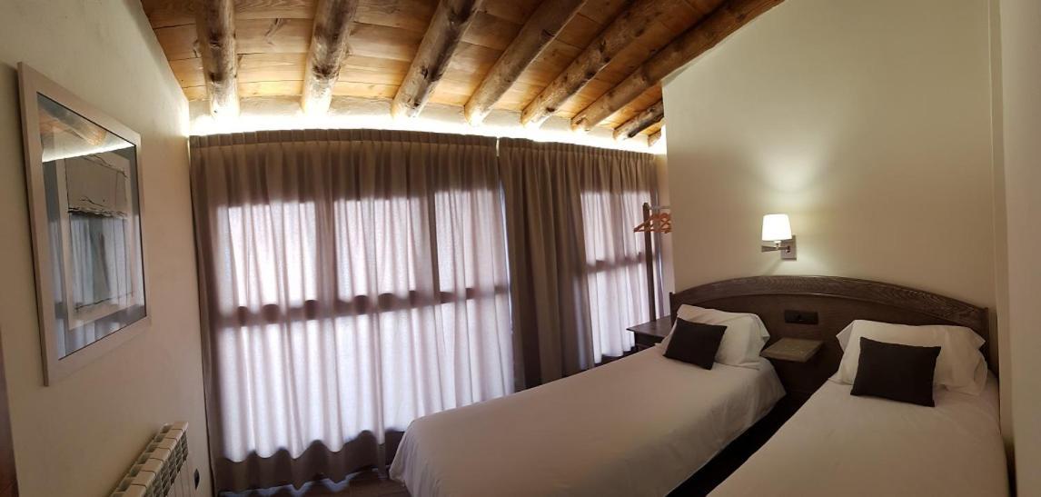 Casa Gabalda Apartamentos Valderrobres Buitenkant foto