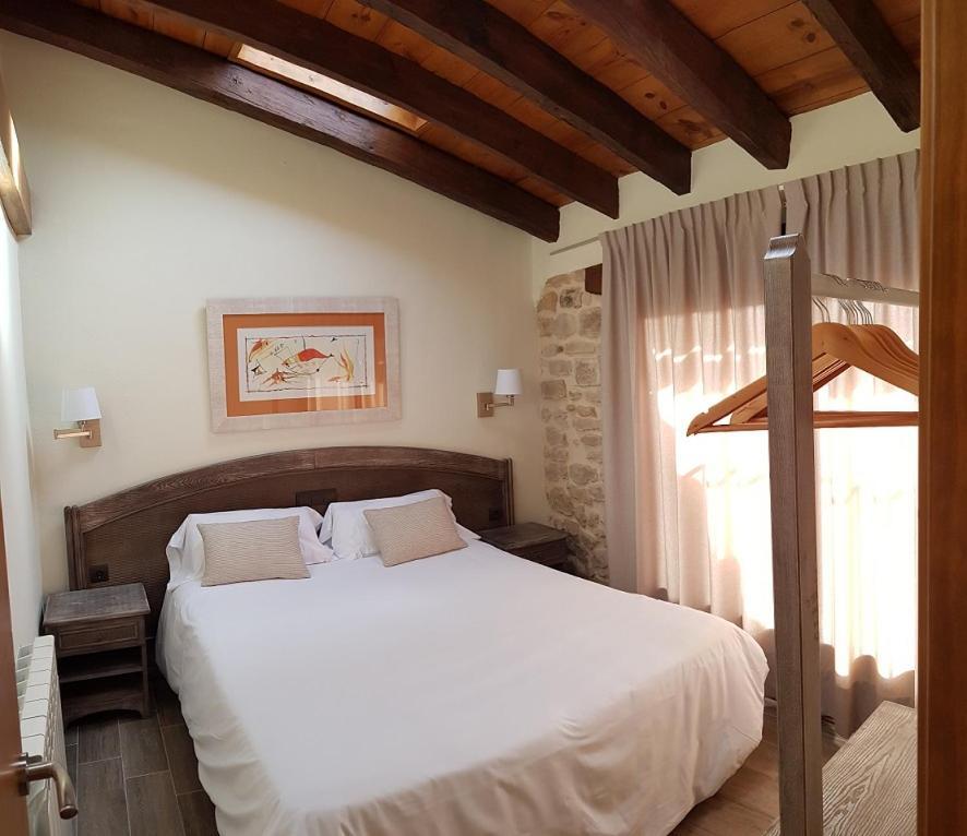 Casa Gabalda Apartamentos Valderrobres Buitenkant foto